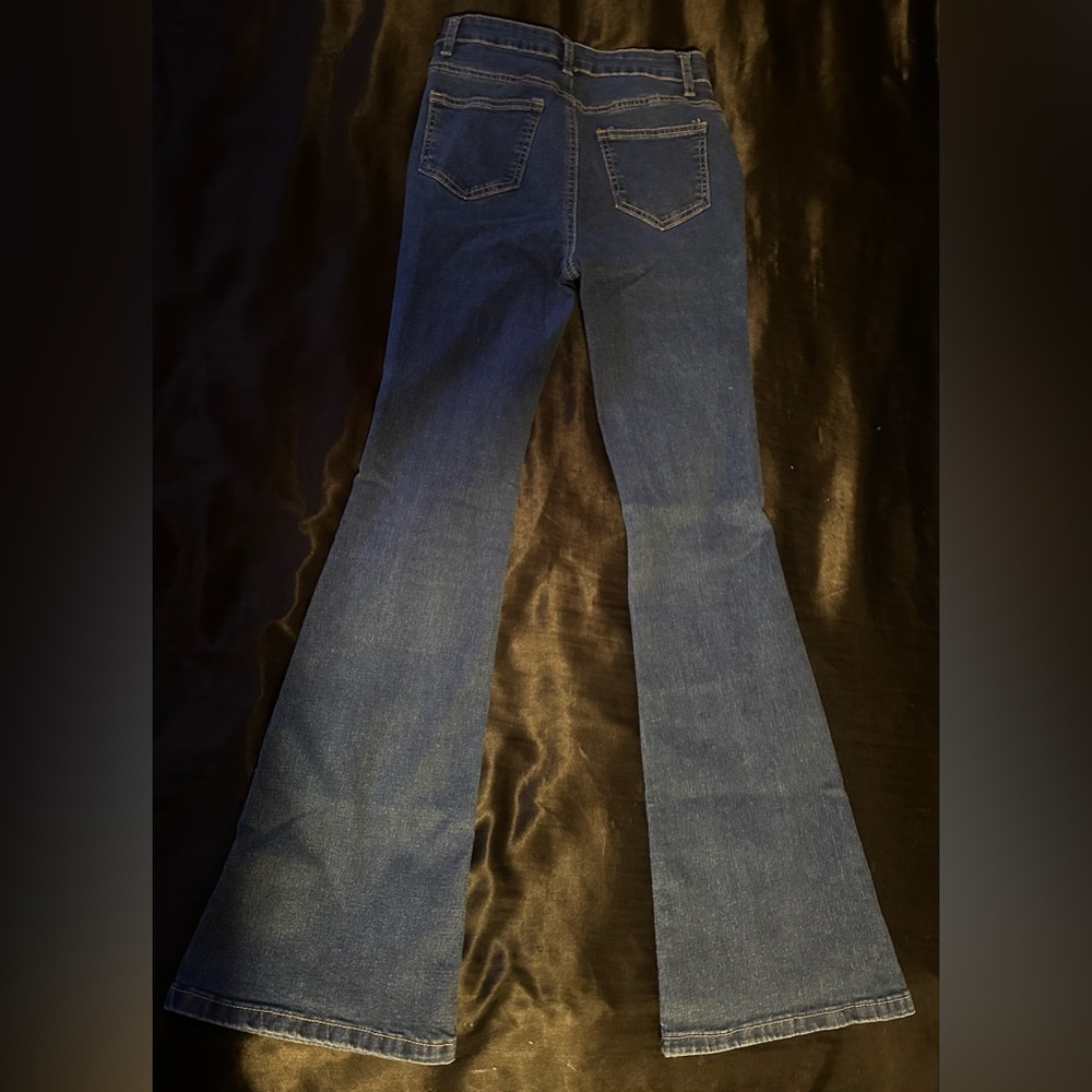 bootcut ripped jeans
